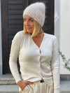 Cap with sequins in several colors