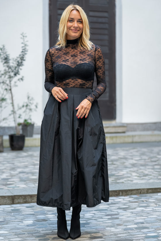 Elegantna čipkasta Majica s puli ovratnikom