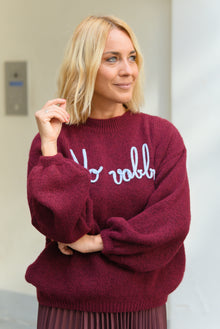  Pleten Pulover z napisom