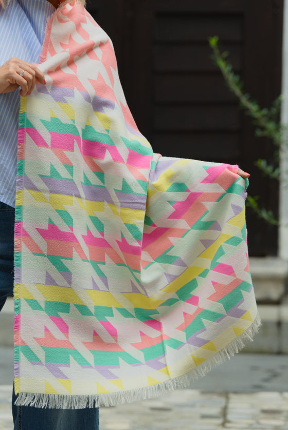 Večbarvni Šal s potiskom