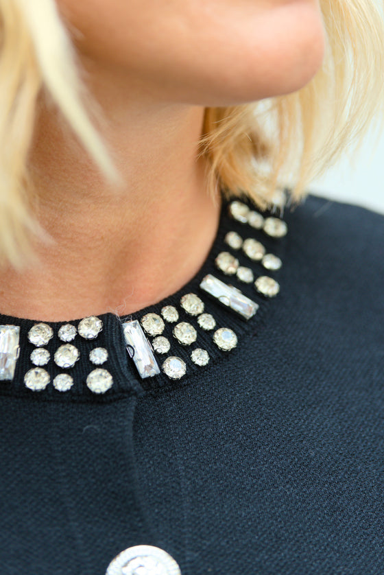 Pletena Jopica z bleščečim ovratnikom in gumbi v več barvah