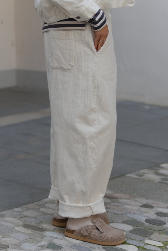 Žametne Hlače v več barvah