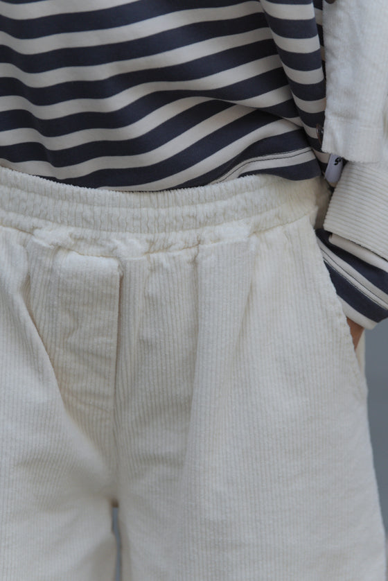 Žametne Hlače v več barvah