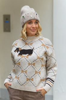  Pleten Pulover z motivom jazbečarja