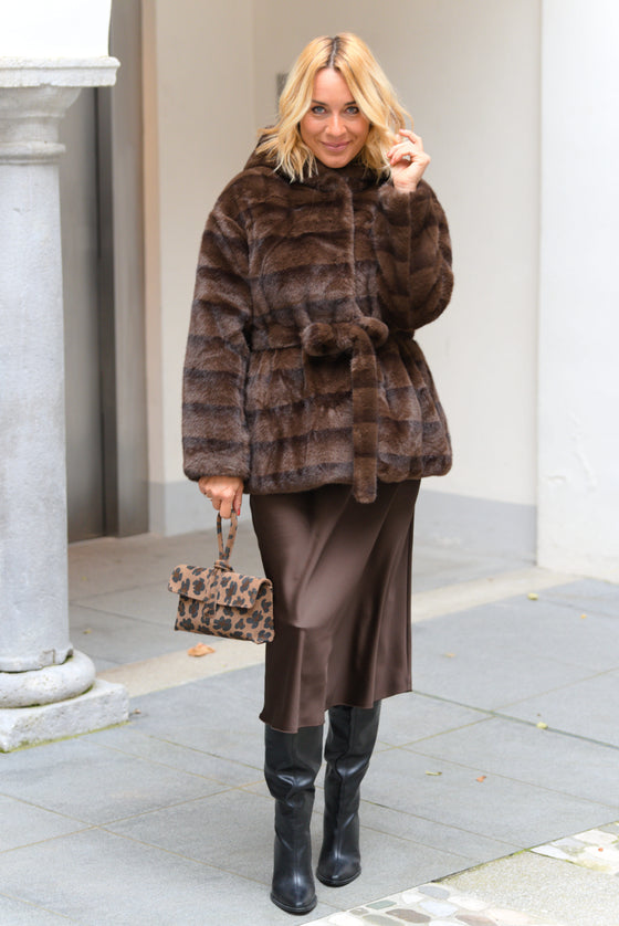 Jakna iz umetnega krzna