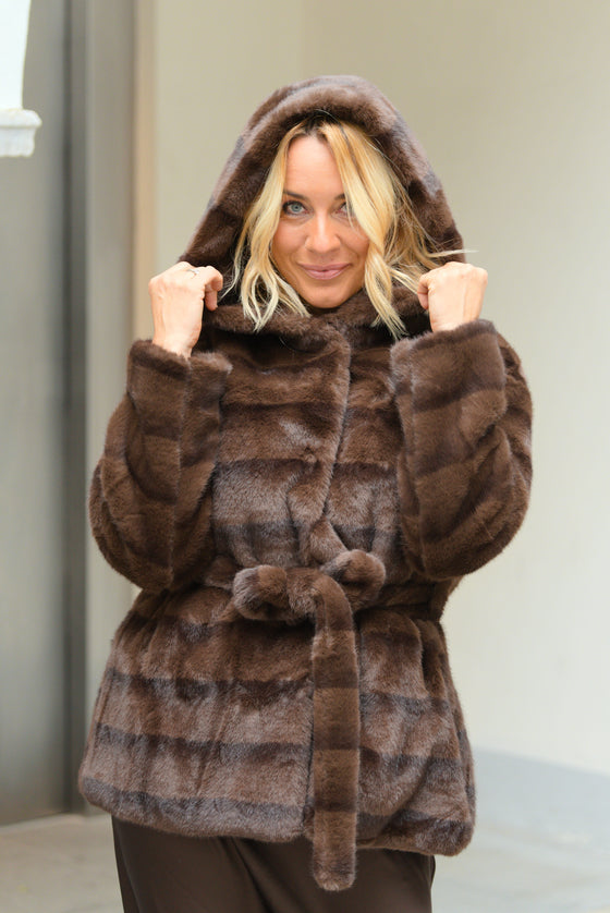 Jakna iz umetnega krzna