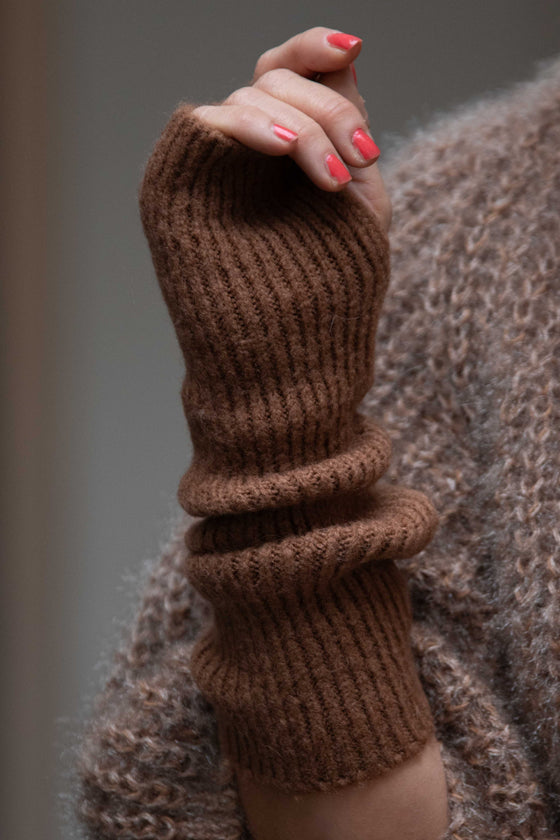 Visoke pletene rukavice u više boja