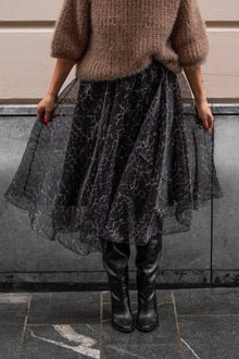  Krilo iz tila z živalskim vzorcem