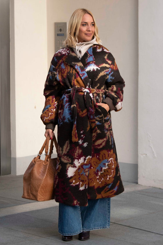 Dolg Plašč z vzorcem