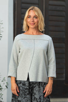  Pulover Wendy Trendy z izrezom na sprednji strani