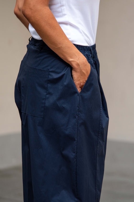 Bombažne Hlače z obeskom v več barvah