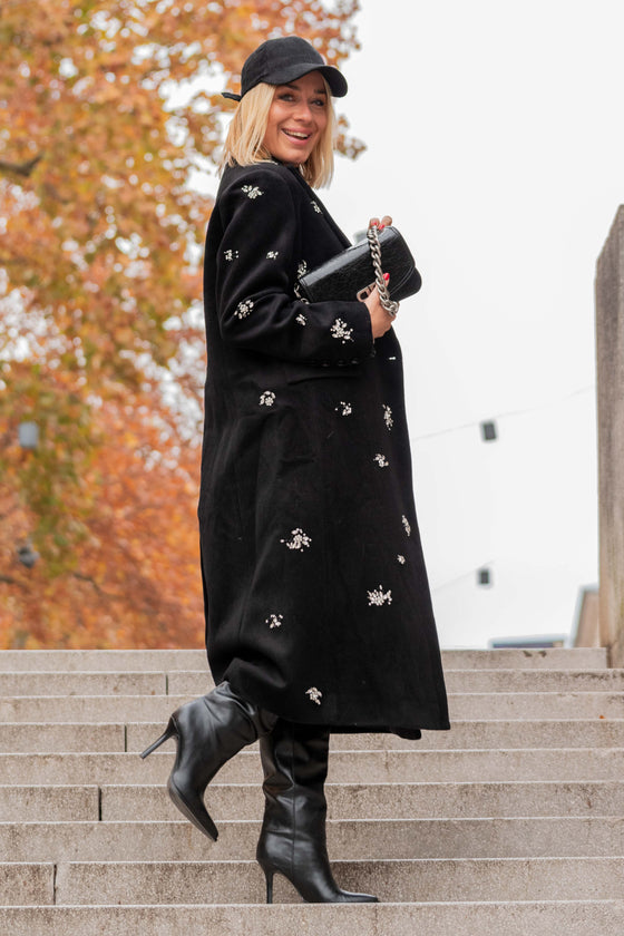 Eleganten Plašč z bleščečimi kristalčki