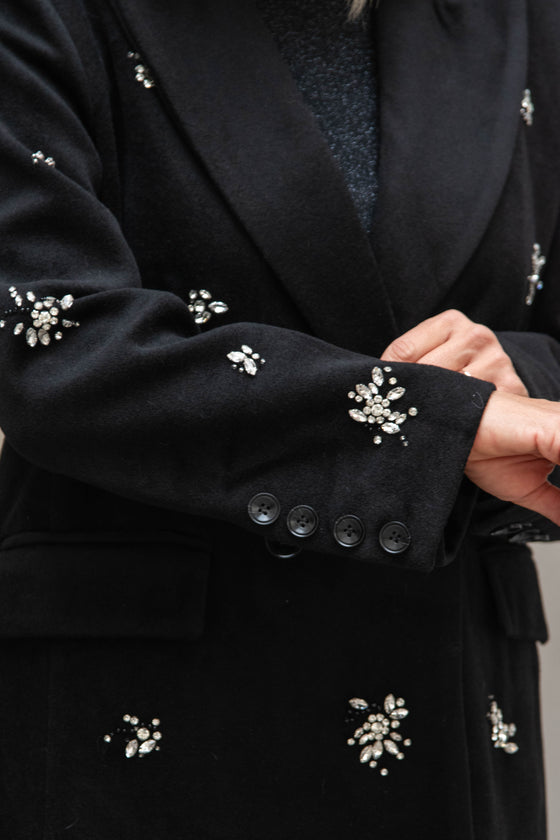 Eleganten Plašč z bleščečimi kristalčki