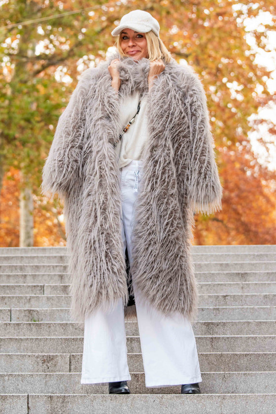 Dolg Plašč iz umetnega krzna