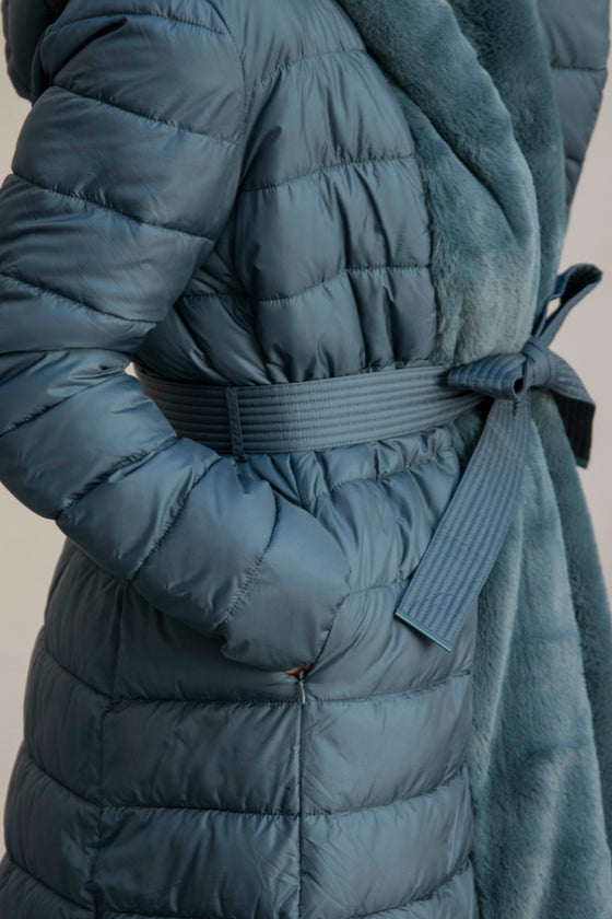 Padded jacket with tie belt in several colors